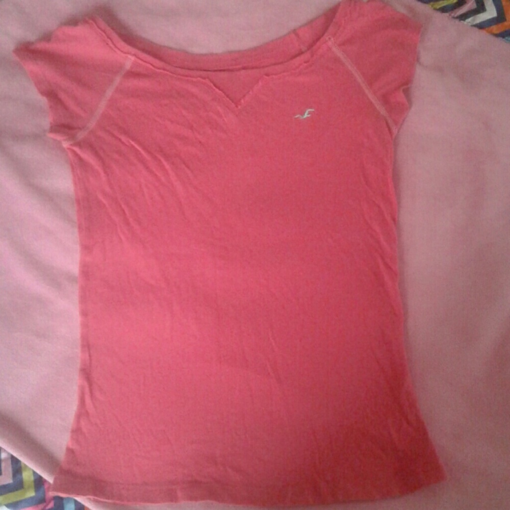 Hollister t-shirt
